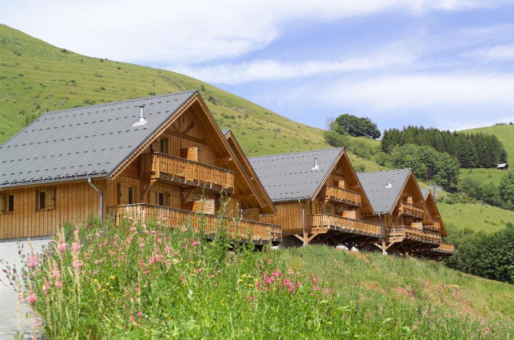 Madame Vacances Appartements Et Chalets La Fontaine Du Roi La Chal Extérieur photo